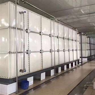 Панельний бак для води SMC